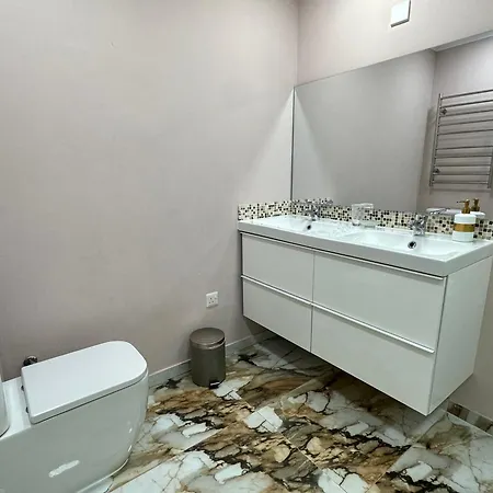 Complex House Near The بيت للعطل *